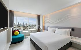 Centara Watergate Pavilion Hotel Bangkok